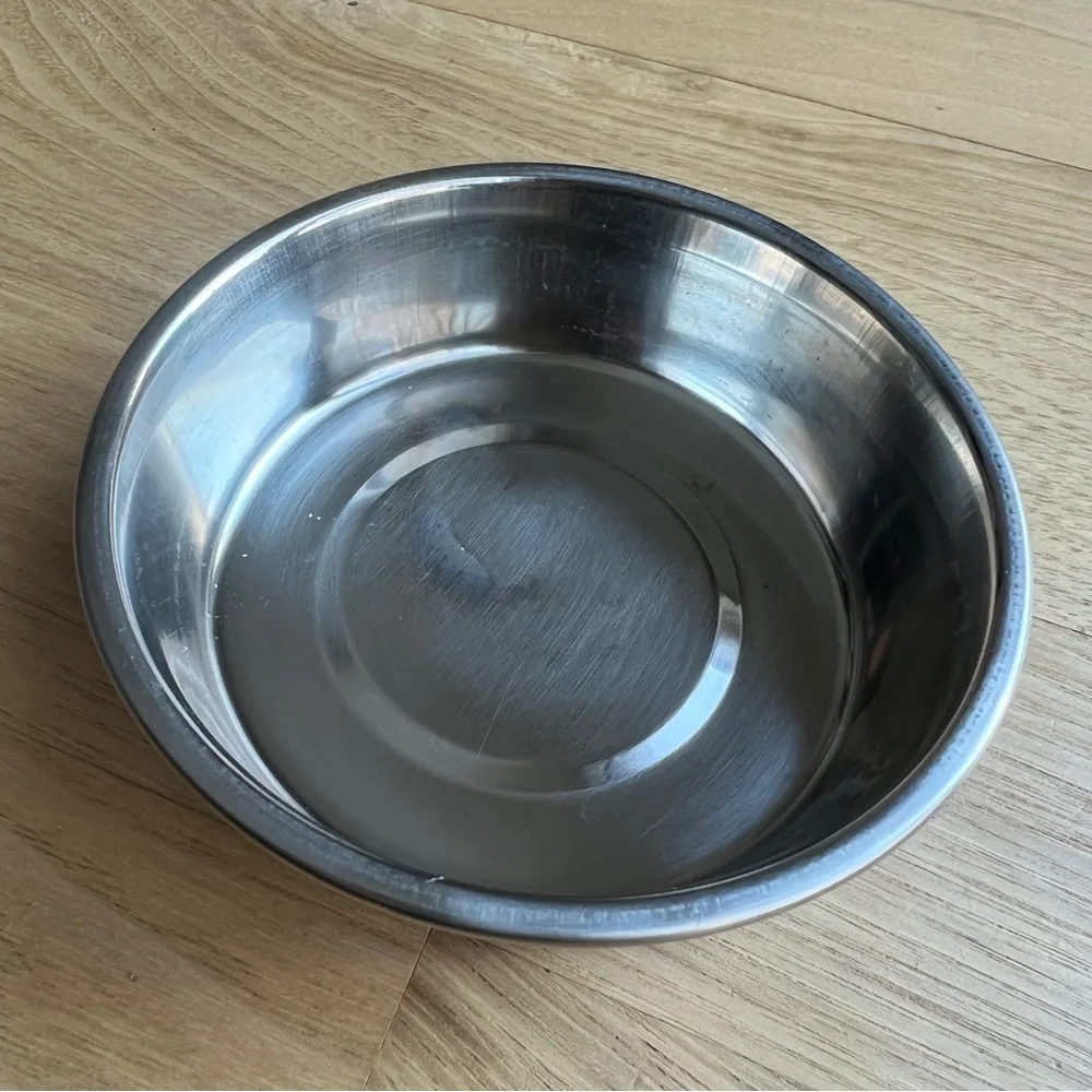Stainless Steel Pet Bowl Blue With Dog Bone Design Non Skid Bottom